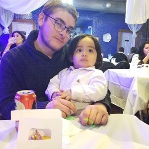 Meet your Posher, Esteban